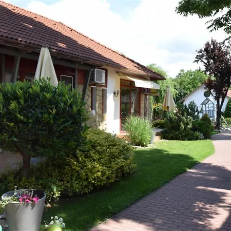 Apartment- Andrew 3 Siofok